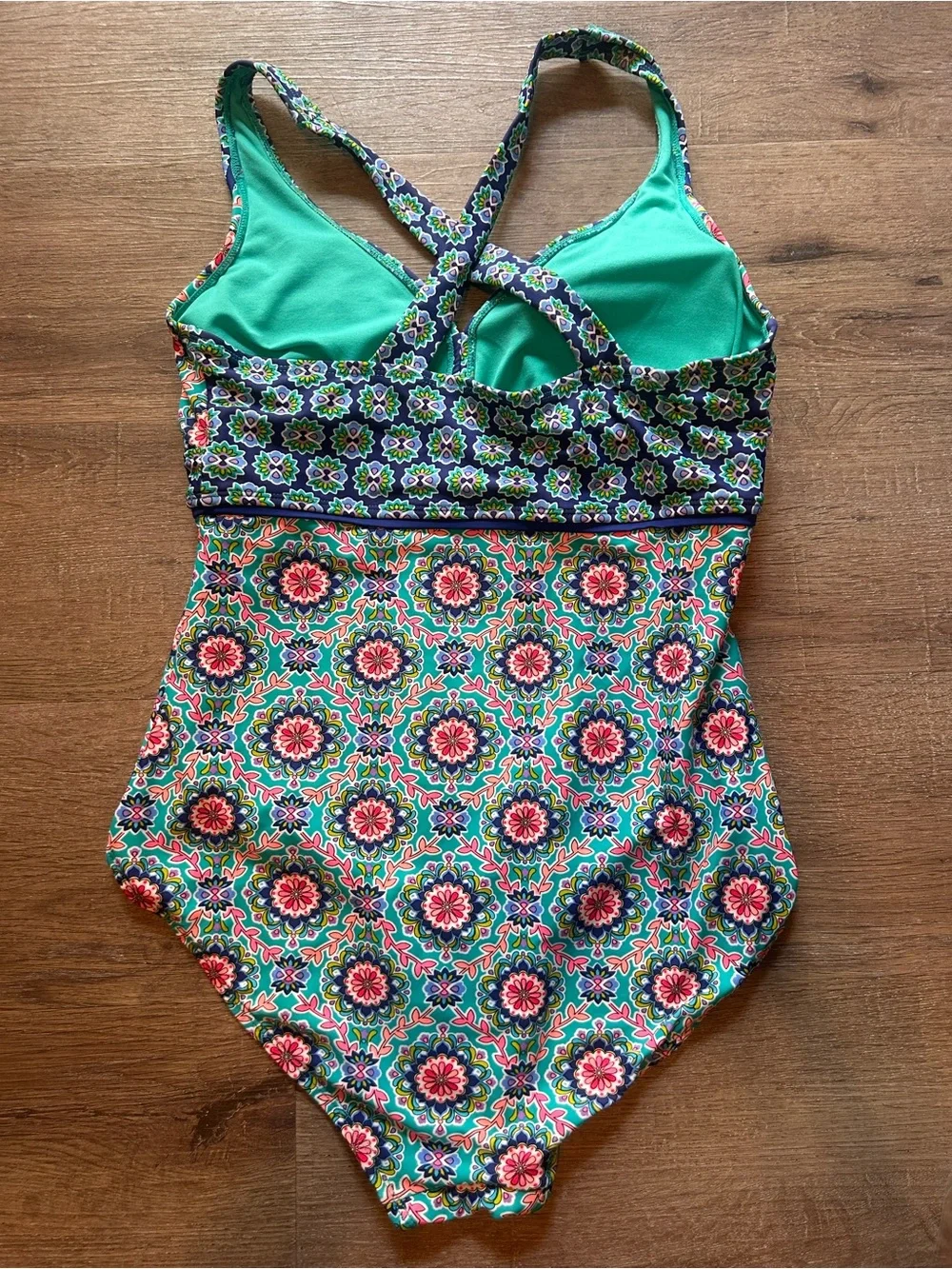 Catalina One Piece Swimsuit Womens L Floral Medallion V-Neck Crossback